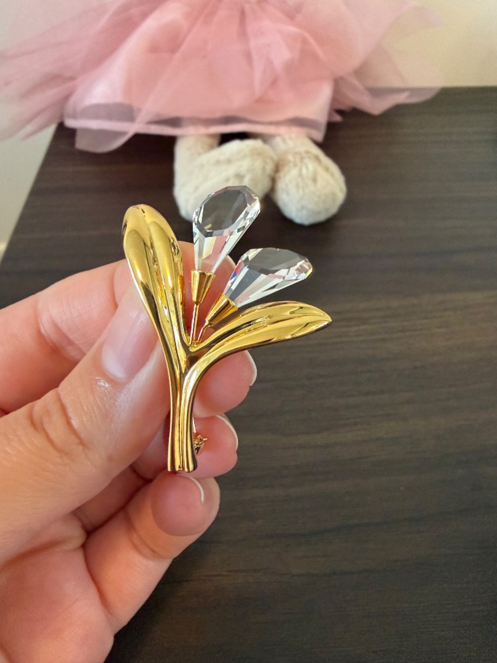 Vintage Swarovski Crystal Memories Calla Lily Brooch Gold NWT - Picture 4 of 6